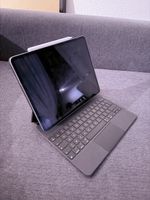 IPad Pro 12.9 inch 6-Gen 2023 + Apple Magic Keyboard and Pen