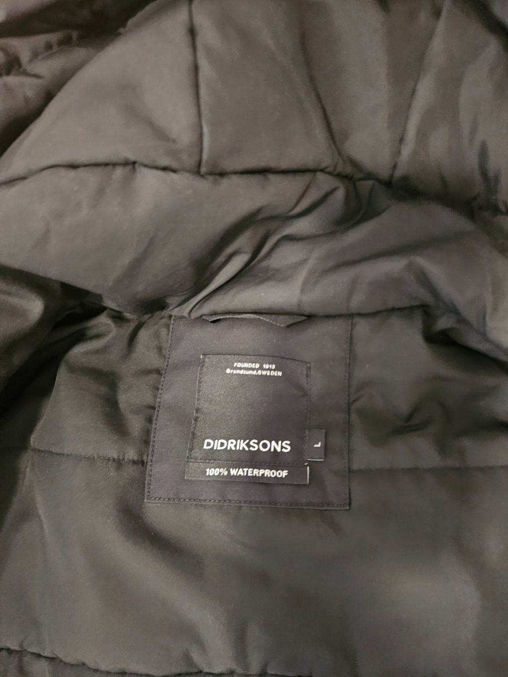 Didriksons Giacche: Didriksons Parka schwarz, Gr. L, wattiert – Usato da Schaffhausen venduto da lea_22jk 1