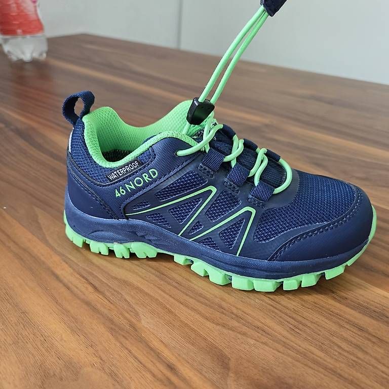 46 Nord Chaussures garçon: Wanderschuhe 46N - Grösse 29 – Neuf avec emballage d'origine à Hägendorf par PRvR