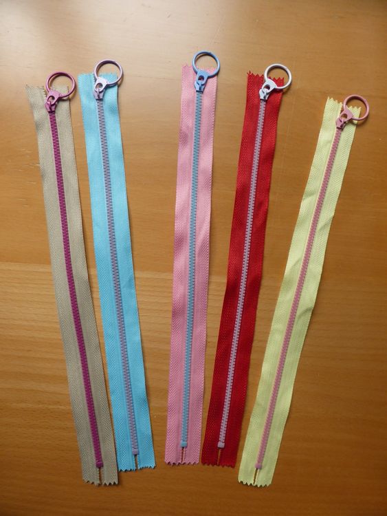 5 Reissverschlüsse mit Ringzipper, 30 cm lang, farbig, neu 1