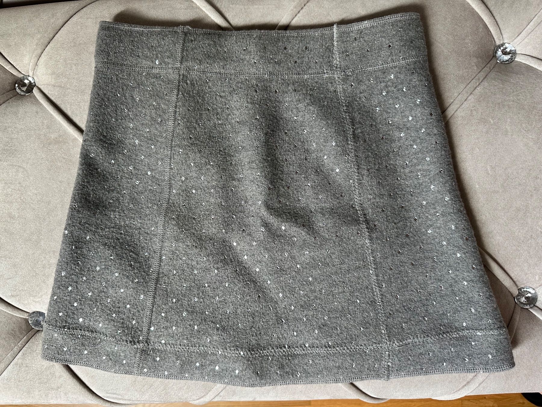 Marc Cain Gonne: Marc Cain Mini Rock mit Silber Punkten – Nuovo (secondo la descrizione) da Buchs ZH venduto da KittyInStyle