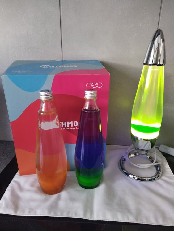 Mathmos Neo Stand Lavalampe mit 3 Flaschen Farben Lava Lampe (Neu ...