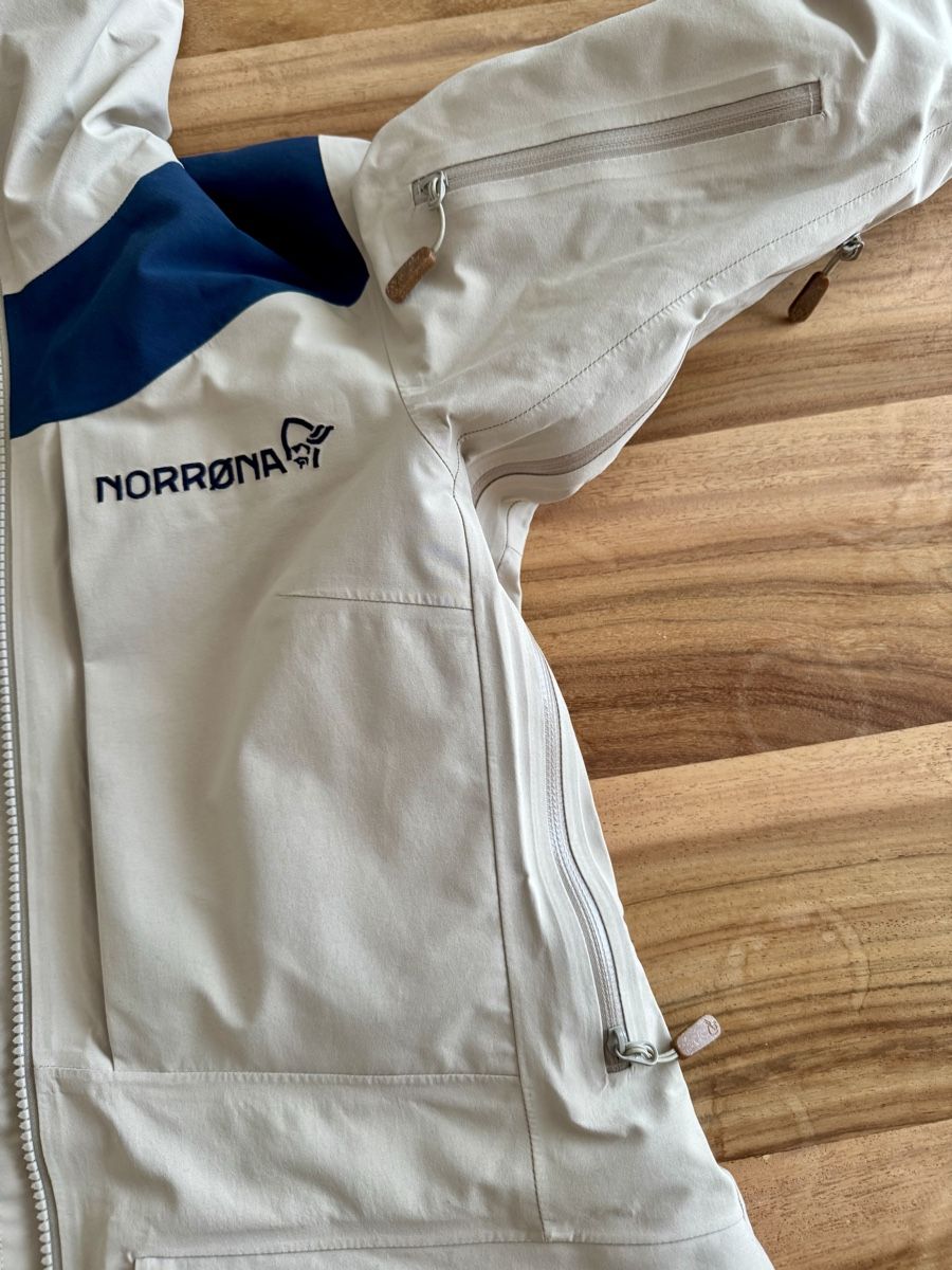 Norrøna Giacche: Norrona Tamok Gore-Tex thermo80 XS – Usato da Basel venduto da ConsumerX 3