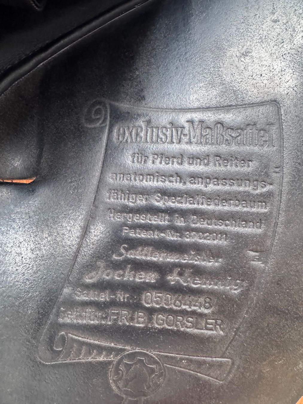 Selles, accessoires: Hennig Dressursattel – D'occasion à Niederglatt ZH par mvgie 2
