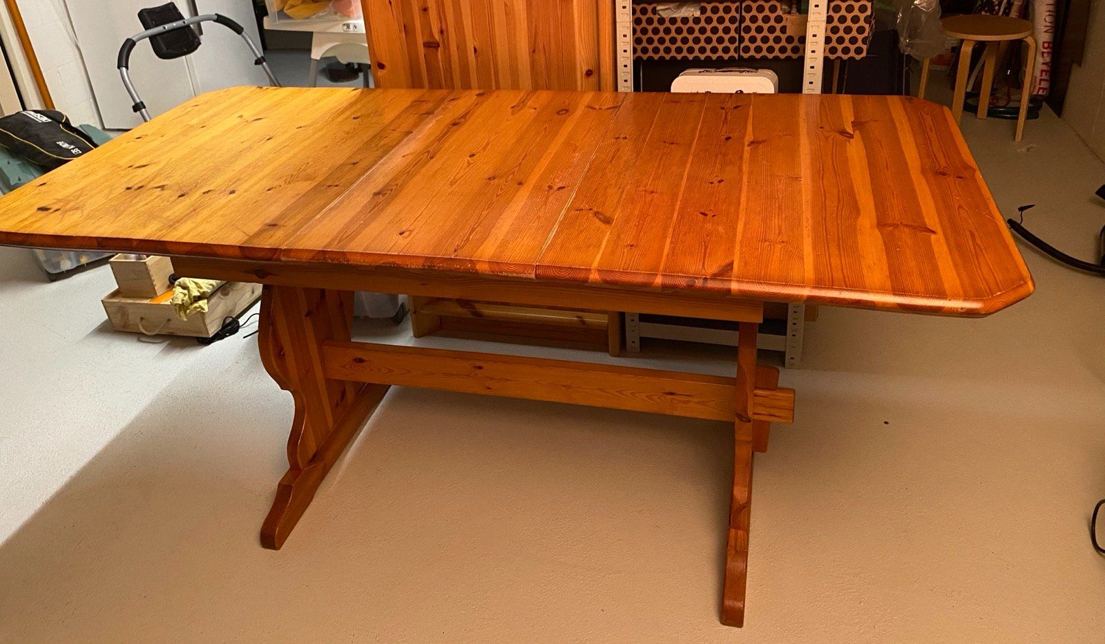 Tische: Massiver Holztisch – Gebraucht aus Möriken AG von Blauhumbi 5