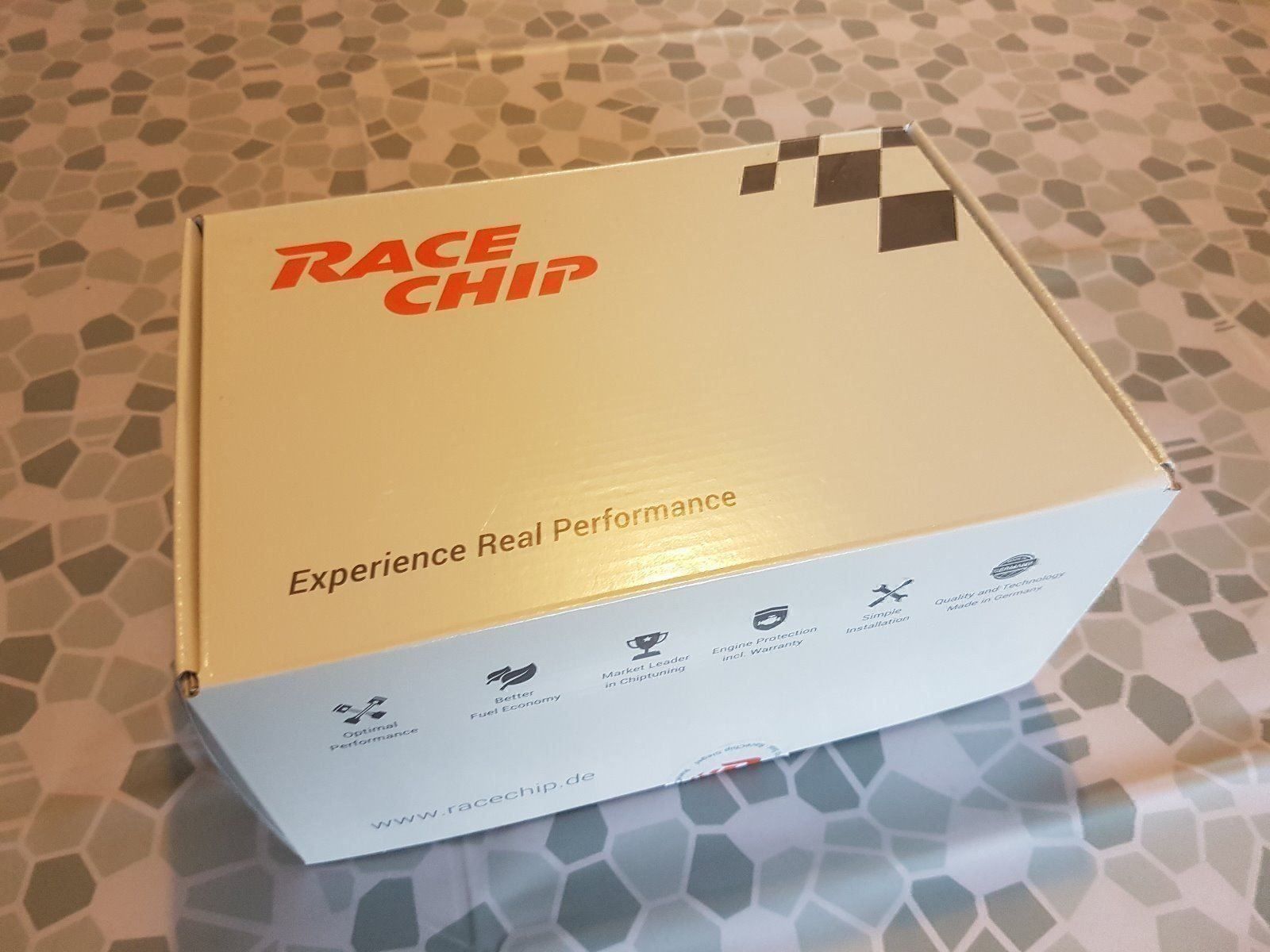 Mercedes-Benz Alle Autoersatzteile: RaceChip Ultimate Mercedes Benz C180d – Gebraucht aus Basel von Ringe1