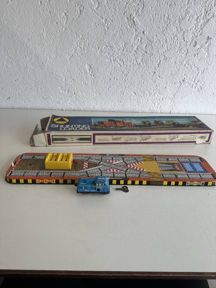 Technofix Giocattoli: Vintage Technofix 325 Shunting Loader mit OVP – Usato da Zetzwil venduto da ZB05 2