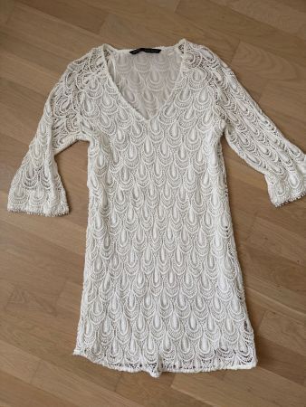 Zara Kleid weiss gehäkelt Gr. S guter Zustand