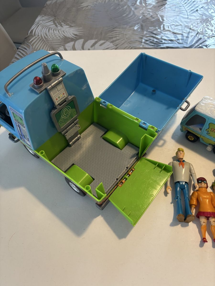 Giocattoli: Lot Figurines Scooby Doo et Mystery Machine – Usato da Genève venduto da sho_67qj 7