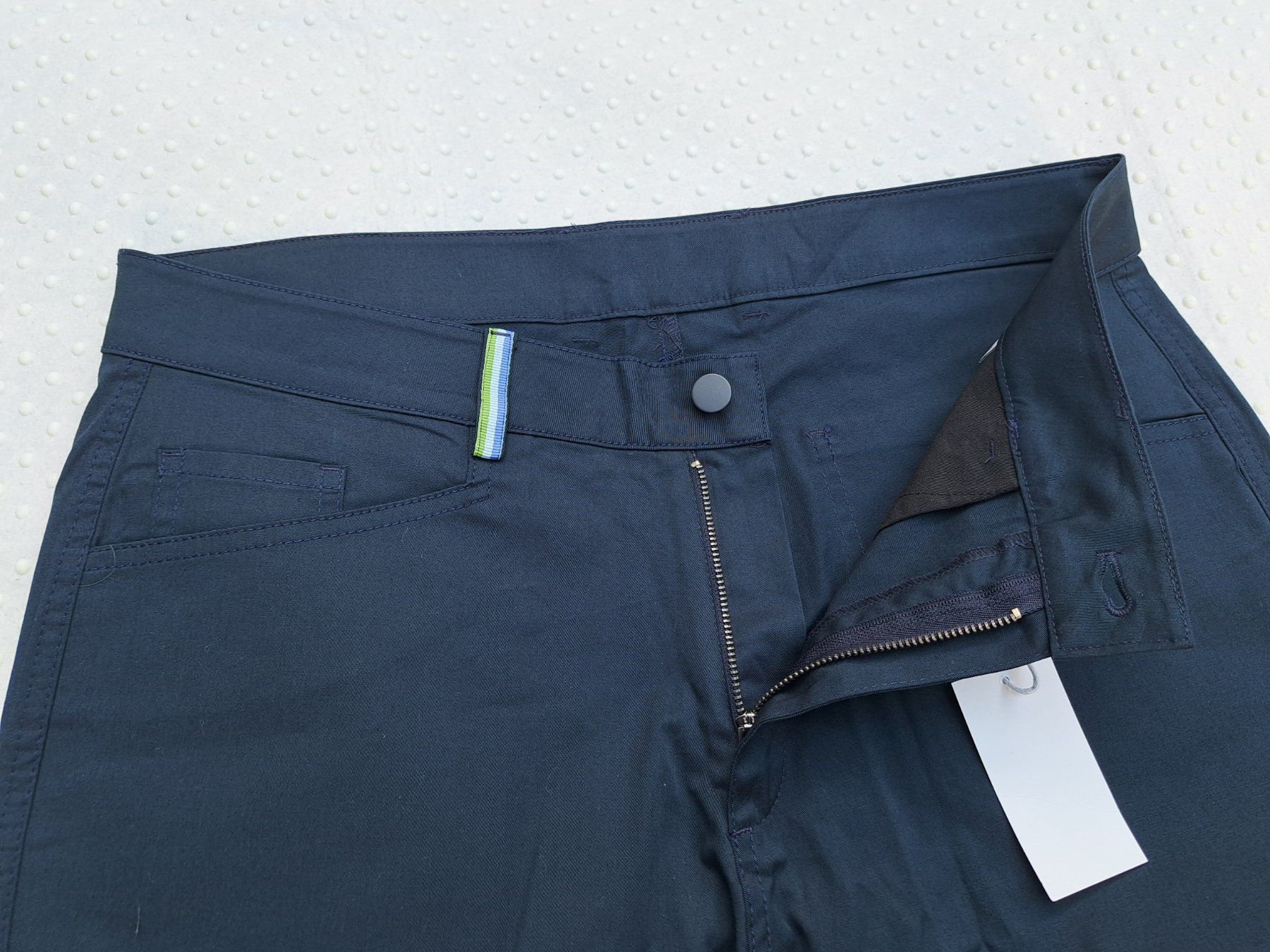 Pantaloni: Herren Bermuda Shorts, dunkelblau, Grösse 44 – Nuovo e nell'imballaggio originale da Gysenstein venduto da joshuas81 1
