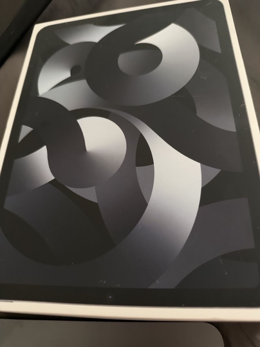 Apple Tablettes PC: iPad Air 5th Generation  – Neuf (Voir description) à Minusio par gio_v5dn 1