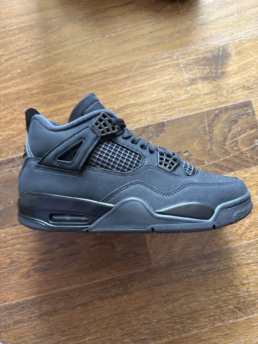 Jordan Scarpe da uomo: Air Jordan 4 Retro Black Cat – Nuovo (secondo la descrizione) da Basel venduto da Ercegun123
