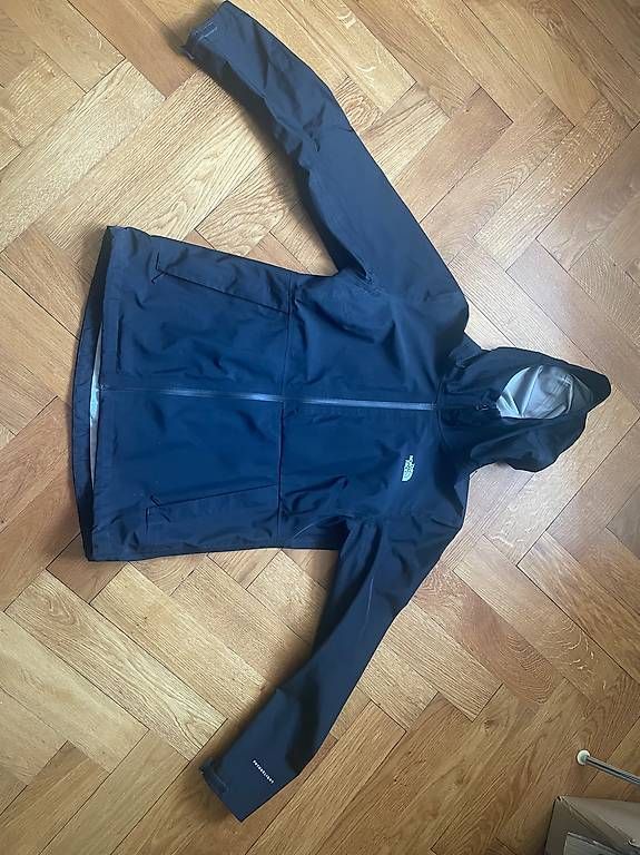 North Face Vestes: North Face Regenjacke – D'occasion à Bern par leasamiiii