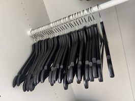 Kleiderbügel schwarz 30Stück
