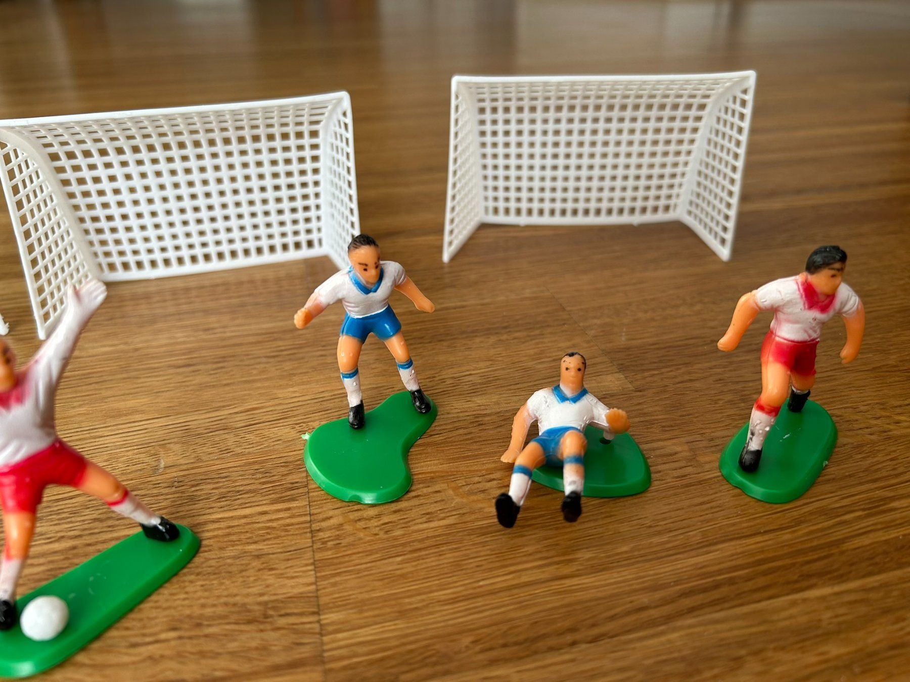 Alle Dekorationen: Fussball Deko Kuchen - Geburtstag – Gebraucht aus Küsnacht ZH von filo_fila8700 2