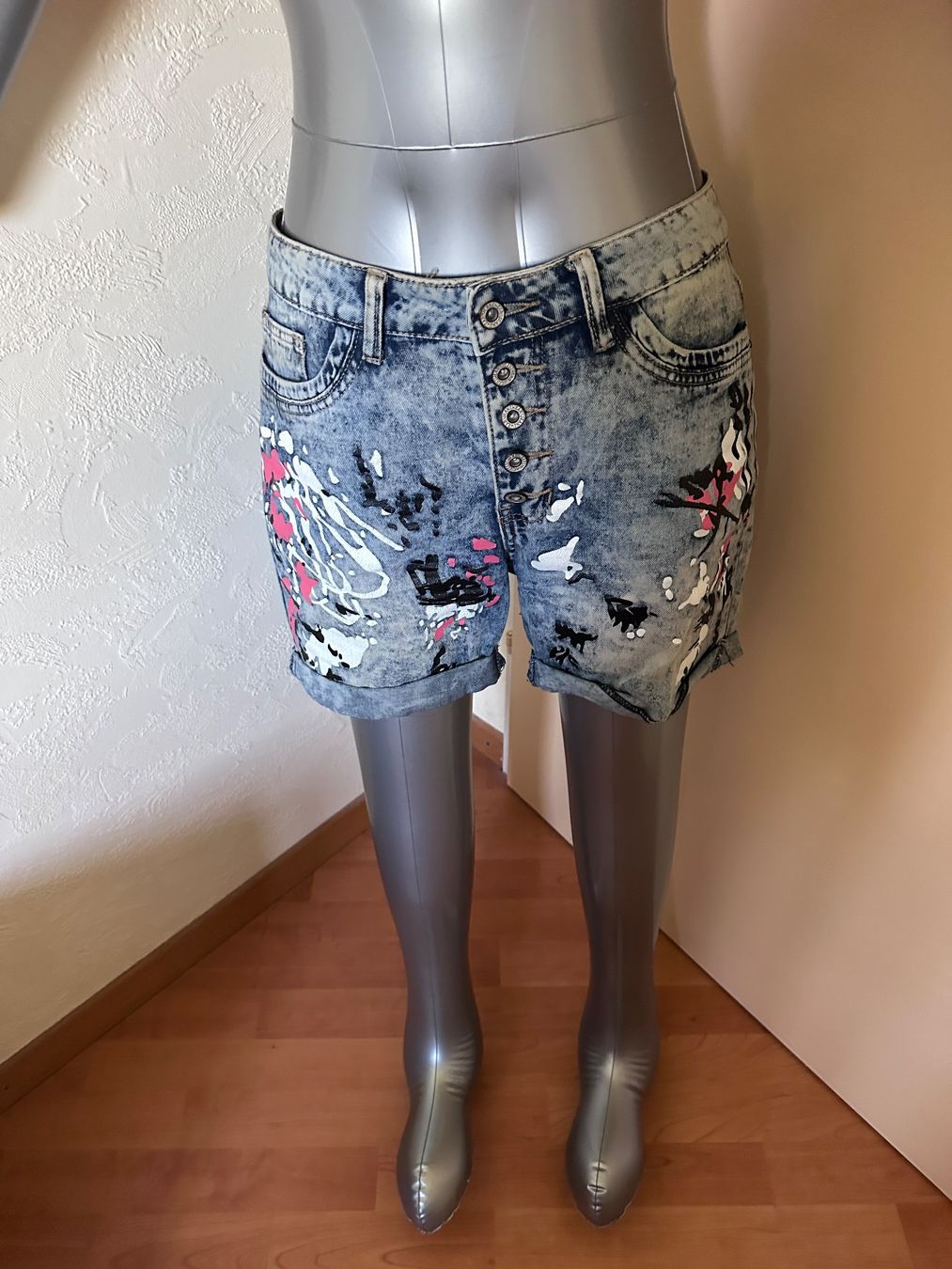Jeans: Shorts femme taille L – Neu (gemäss Beschreibung) aus Boussens von sko_9w6t 2