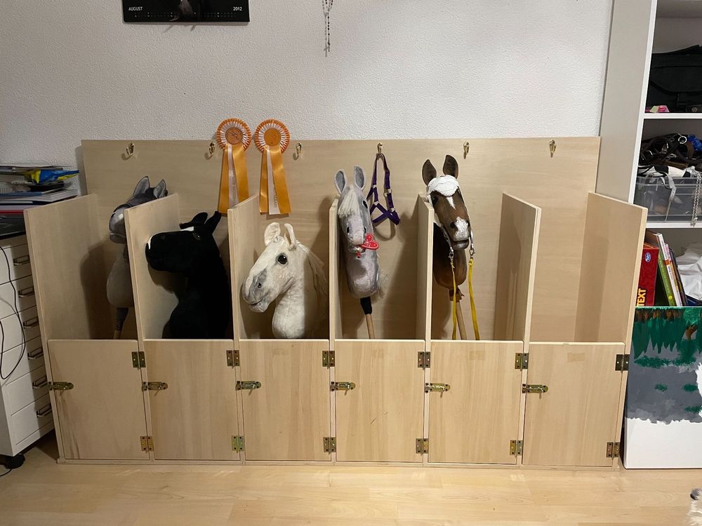 Hobby Horse /Steckenpferd Stall Acheter sur Ricardo