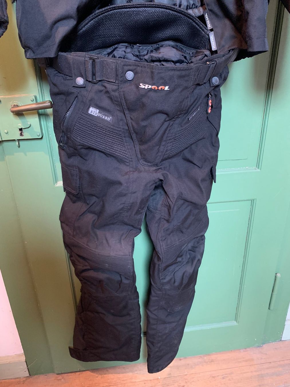 Completi: Motorradbekleidung – Usato da Basel venduto da beovoice 6