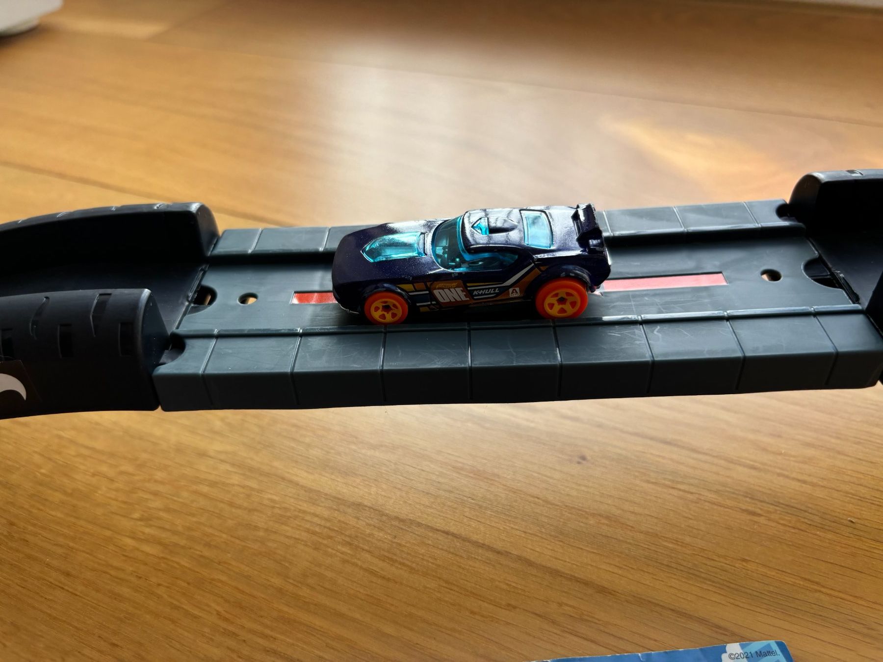 Hot Wheels Modellini d'auto: Hot Wheels Bahn HDN95 – Usato da Zürich venduto da couchpoet 3