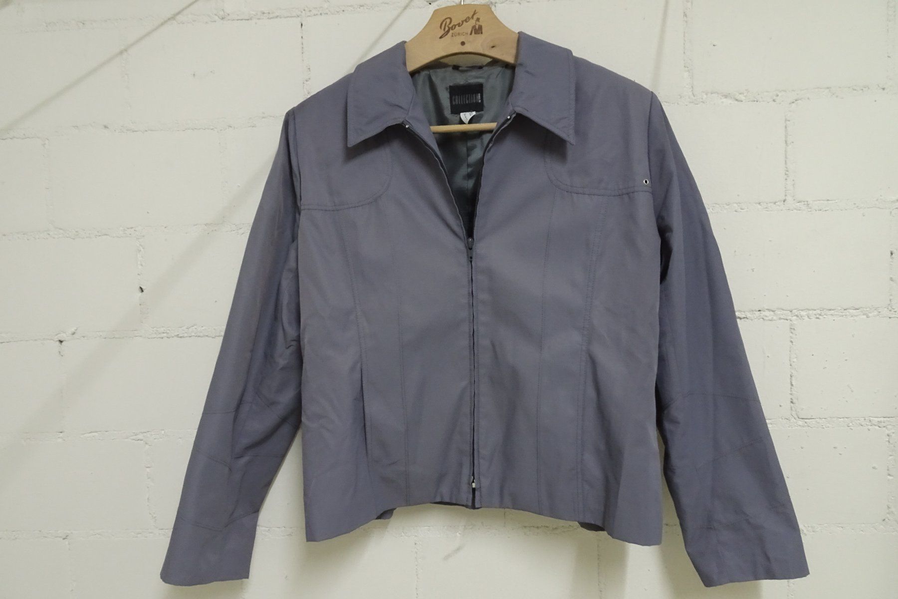 Giacche: Jacke grau ca. Gr. 44 – Usato da Strengelbach venduto da schmetterling20