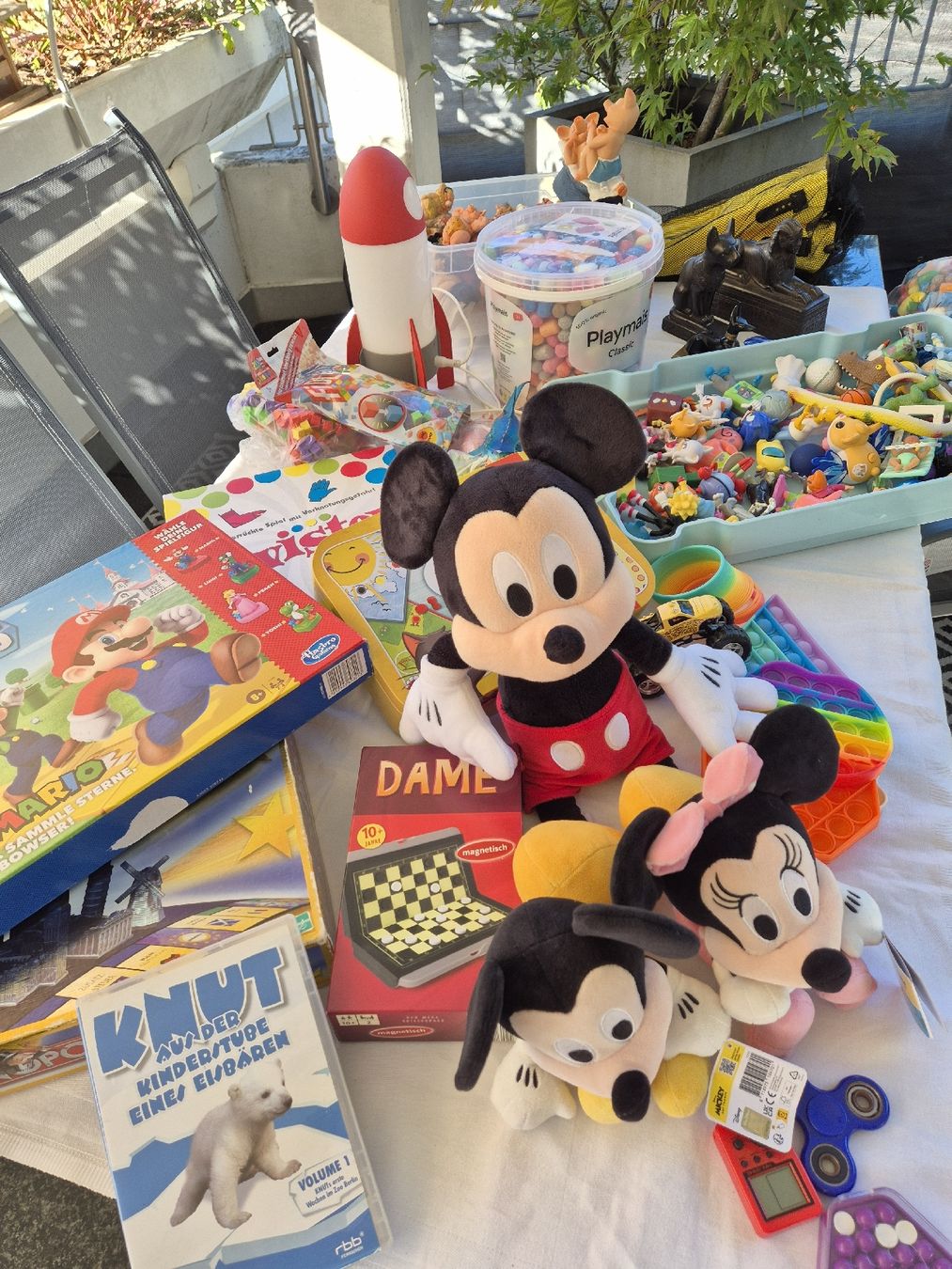 Tutte le decorazioni: Grosses Sortiment an Flohmarkt Artikeln – Usato da Luzern venduto da michschm7