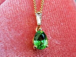 Grüner Granat Tsavorit Diamant Anhänger 18kt Gold 750