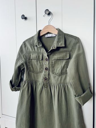 Zara Mädchen- Hemdkleid 110 - 116, grün - khaki Kleid