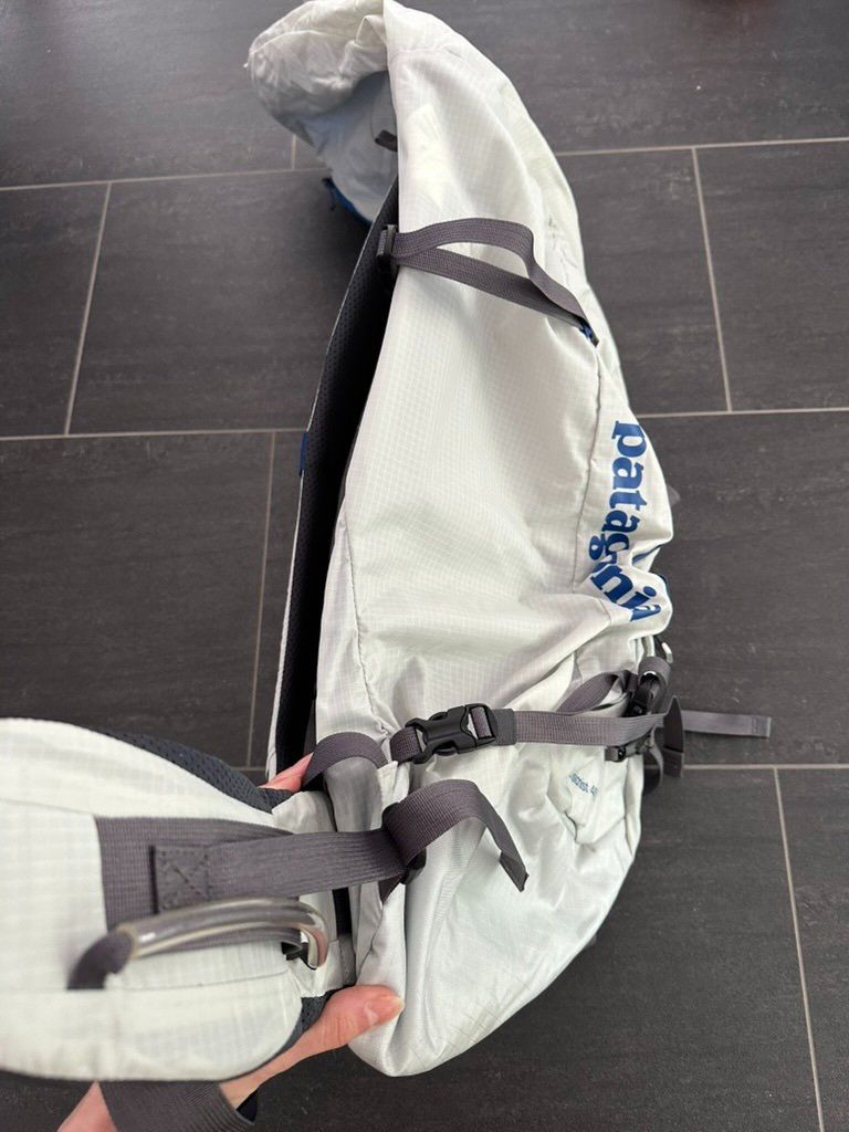Patagonia Zaini: Patagonia Ascensionist 45L backpack – Usato da Dallenwil venduto da ZD2019 4