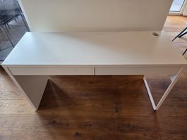 Schreibtisch weiss mit Schubladen 