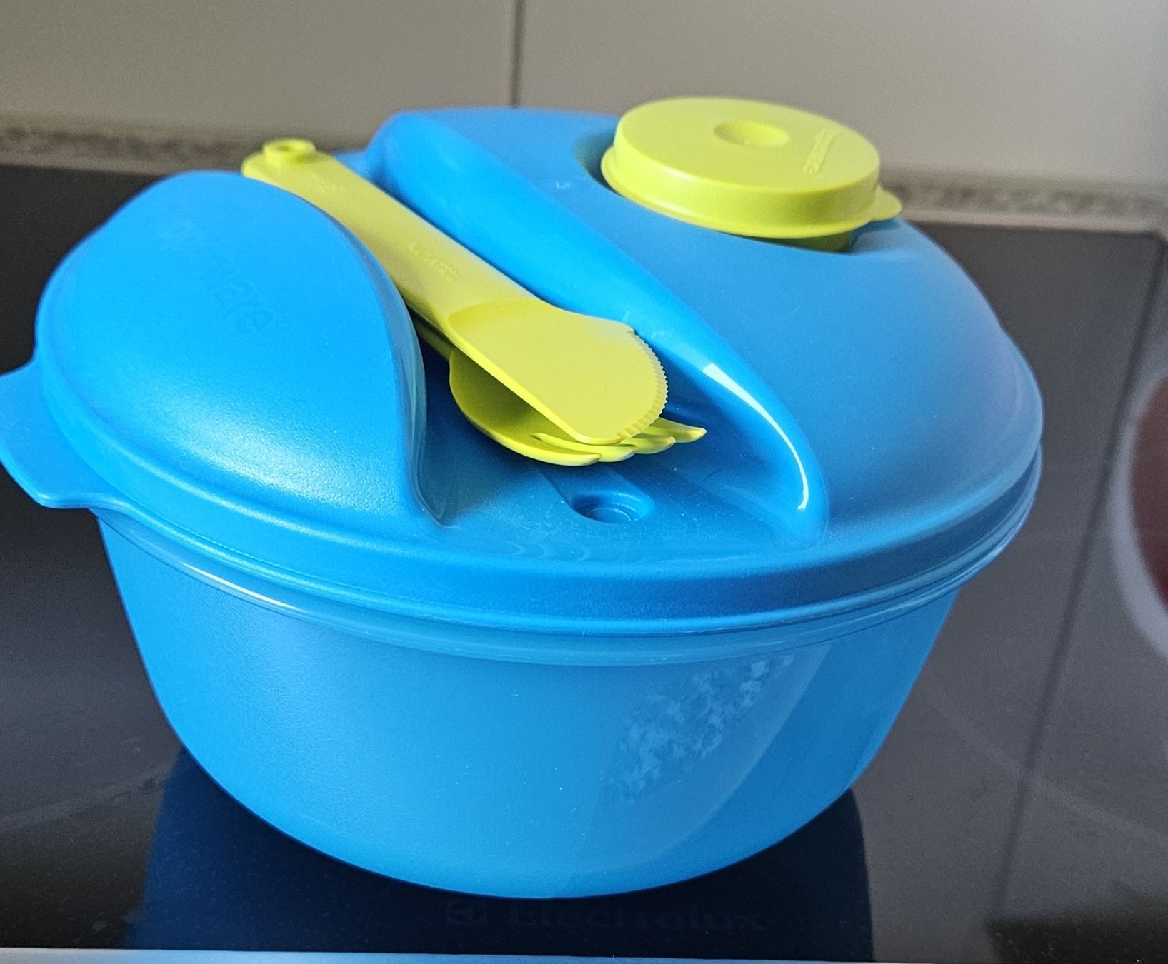 Tupperware Contenitori & Simili: Salat to go – Nuovo e nell'imballaggio originale da Hasle b. Burgdorf venduto da buddle32 1