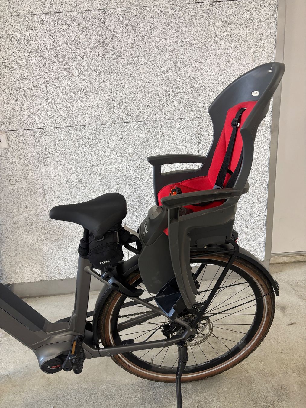 Hamax Seggiolini per auto: Fahrradkindersitz Hamax – Usato da Untereggen venduto da tie_m6zd