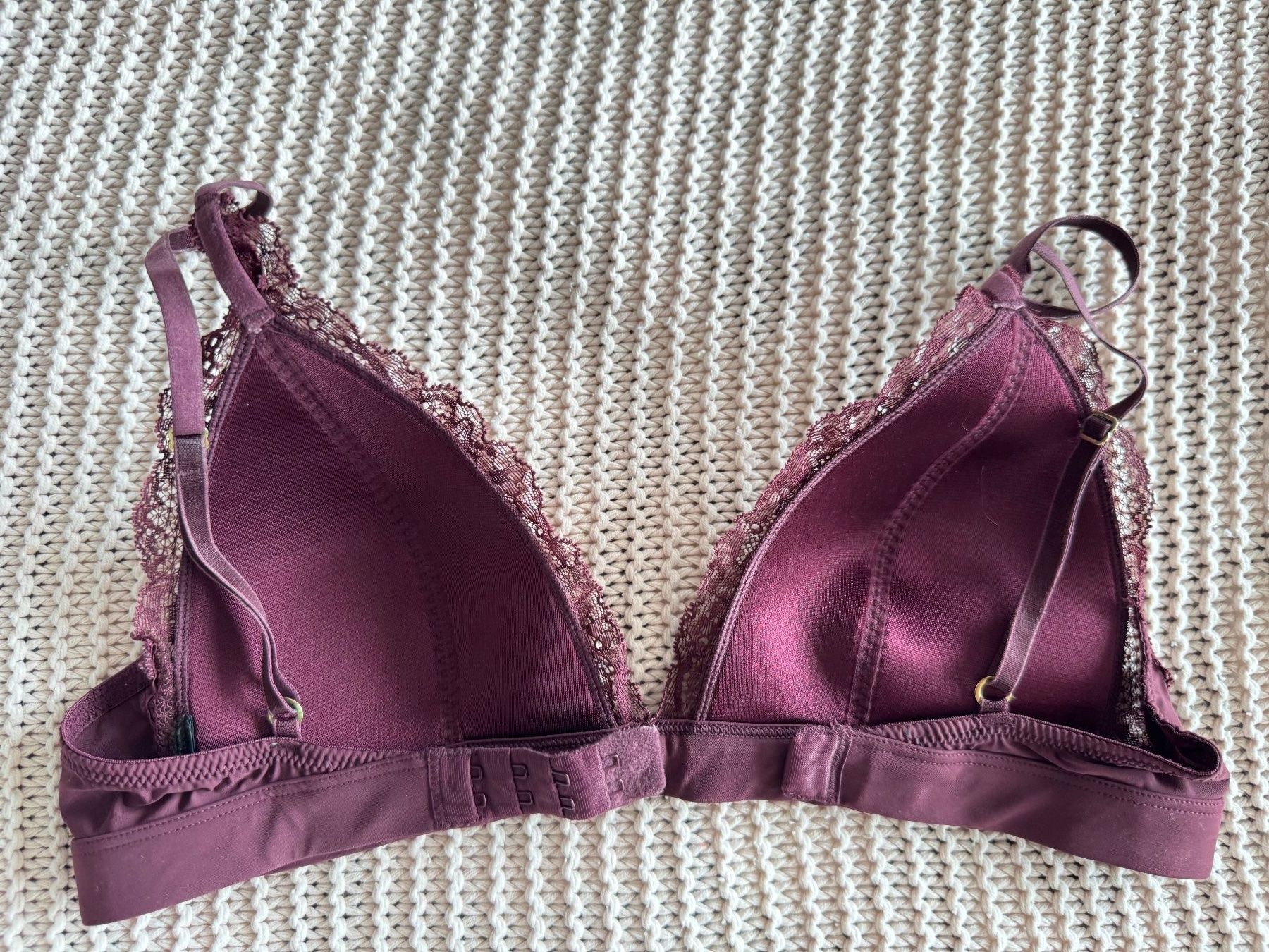 H&M Sonstige Unterwäsche: Soutien-gorge triangle violet – Gebraucht aus Montreux von Izapechee 1