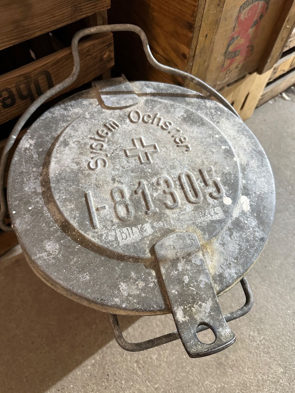 Ochsner Cestini per rifiuti: Patent Ochsner Kübel Eimer mit Deckel – Usato da Zürich venduto da atlantis77 5