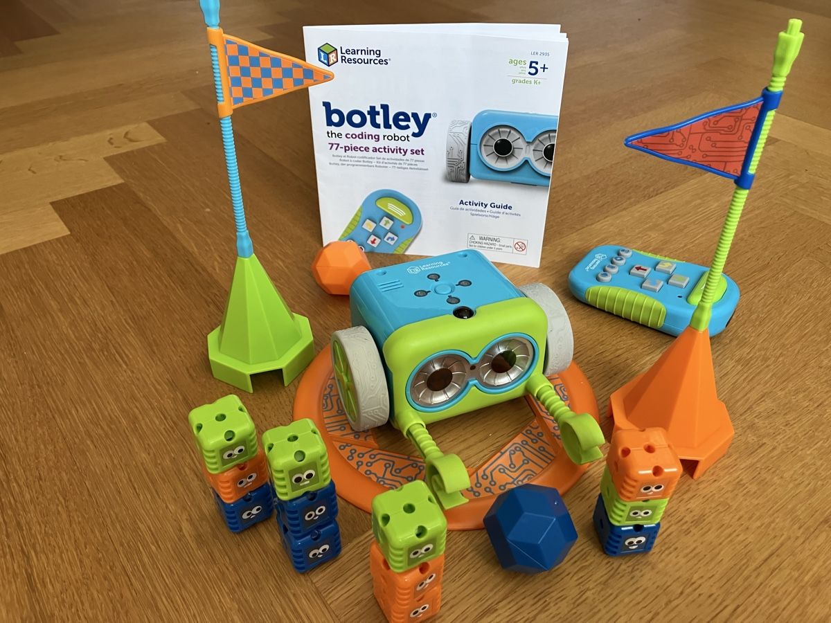 Spielzeuge: Botley the coding robot – Gebraucht aus Riehen von Grayje4