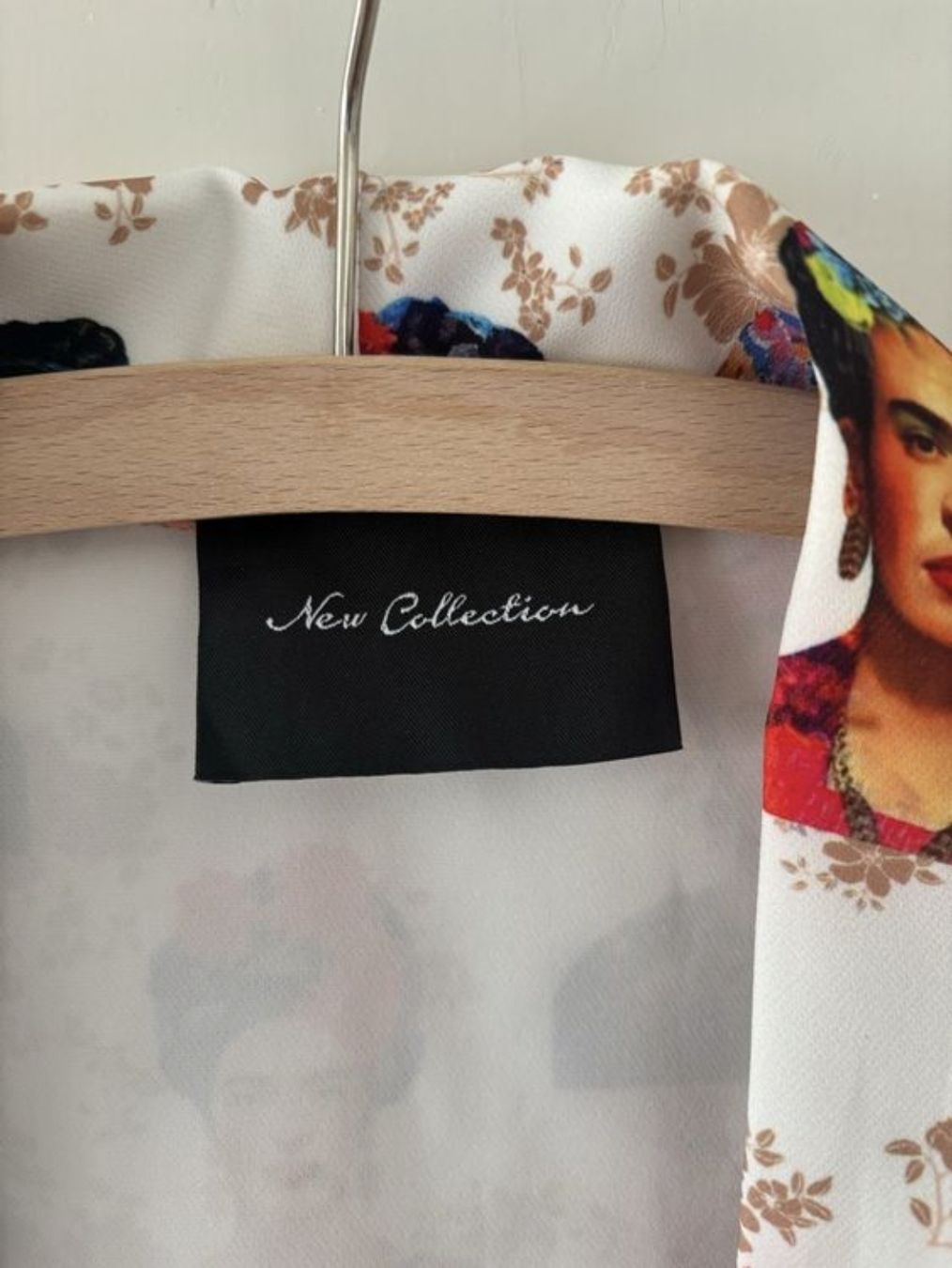 Giacche: Blazer Frida Kahlo – Usato da Lausanne venduto da Cognitia 2