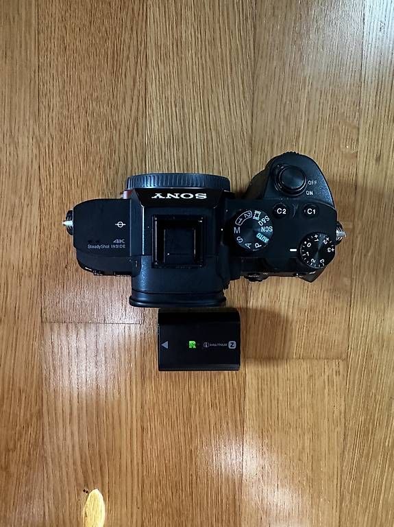 Appareil photo: Sony A7iii – D'occasion à Baar par 94Marco94 1