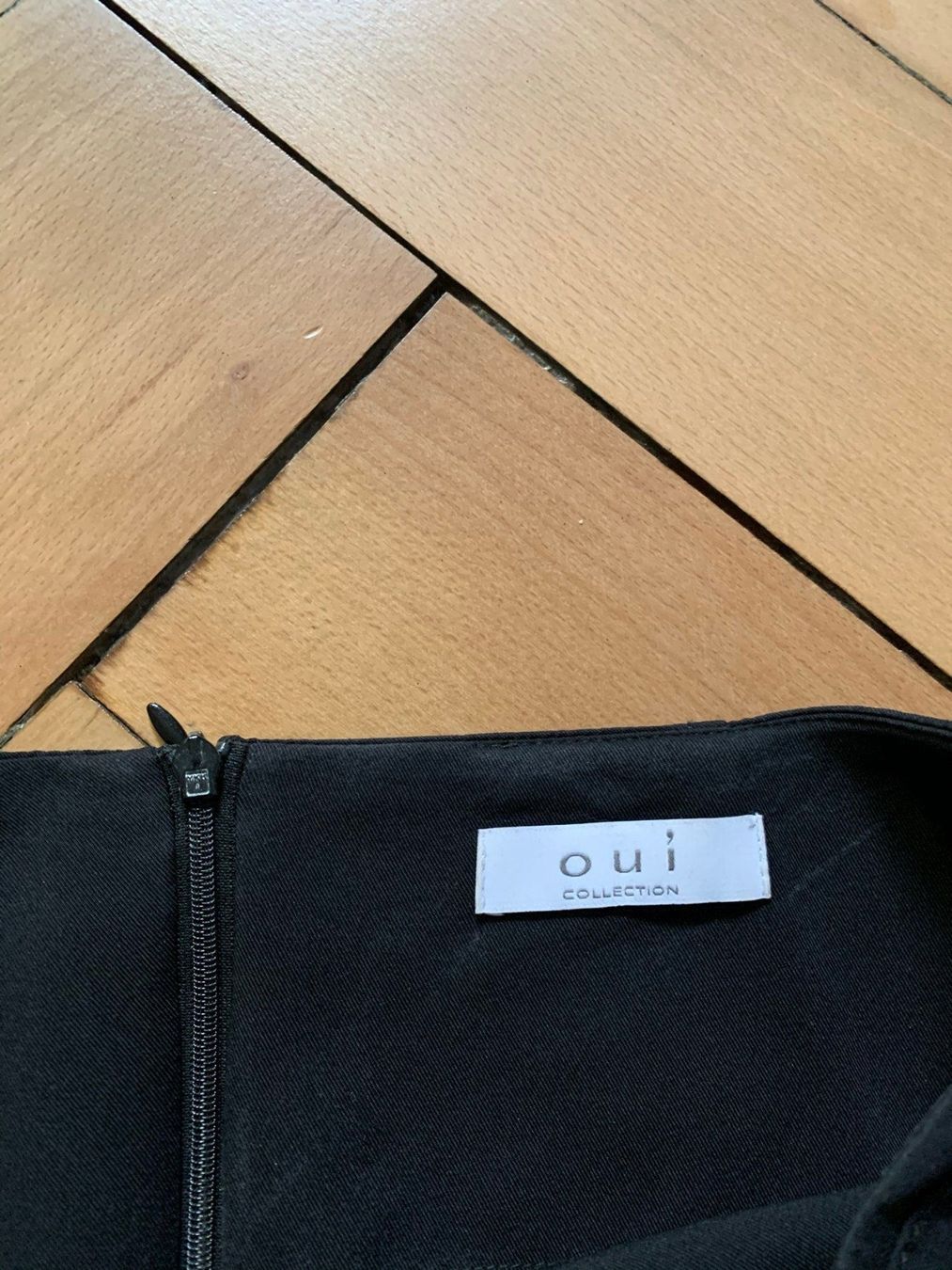 Gonne: OUI - Bleistiftrock schwarz 34 – Usato da Zürich venduto da Diazaio 2