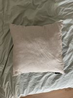 1 kissen beige/white