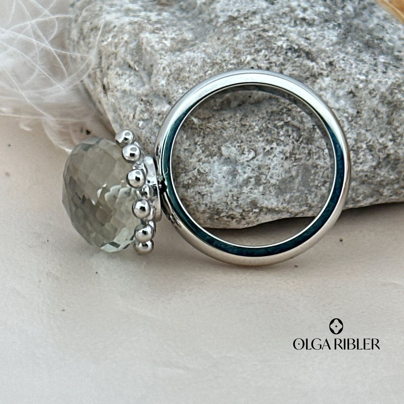 Olga Ribler Anelli: Edelstahl Ring mit grünem Amethyste, Ringgrösse 61 – Nuovo (secondo la descrizione) da Luzern venduto da byolgaribleroutlet 3