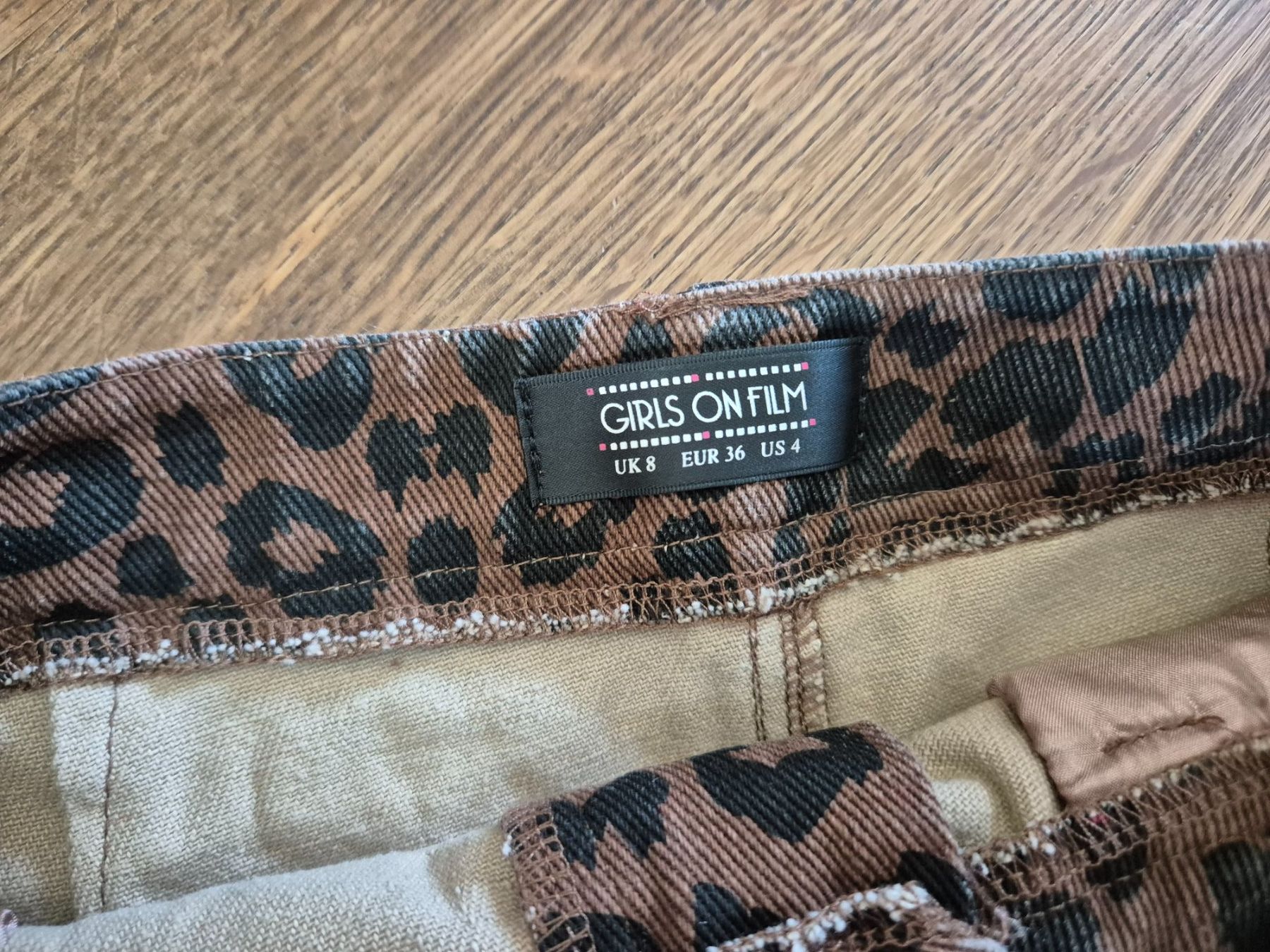 Gonne: Leopard print jeans mini skirt size 36 – Nuovo (secondo la descrizione) da Zürich venduto da monadiederich 1