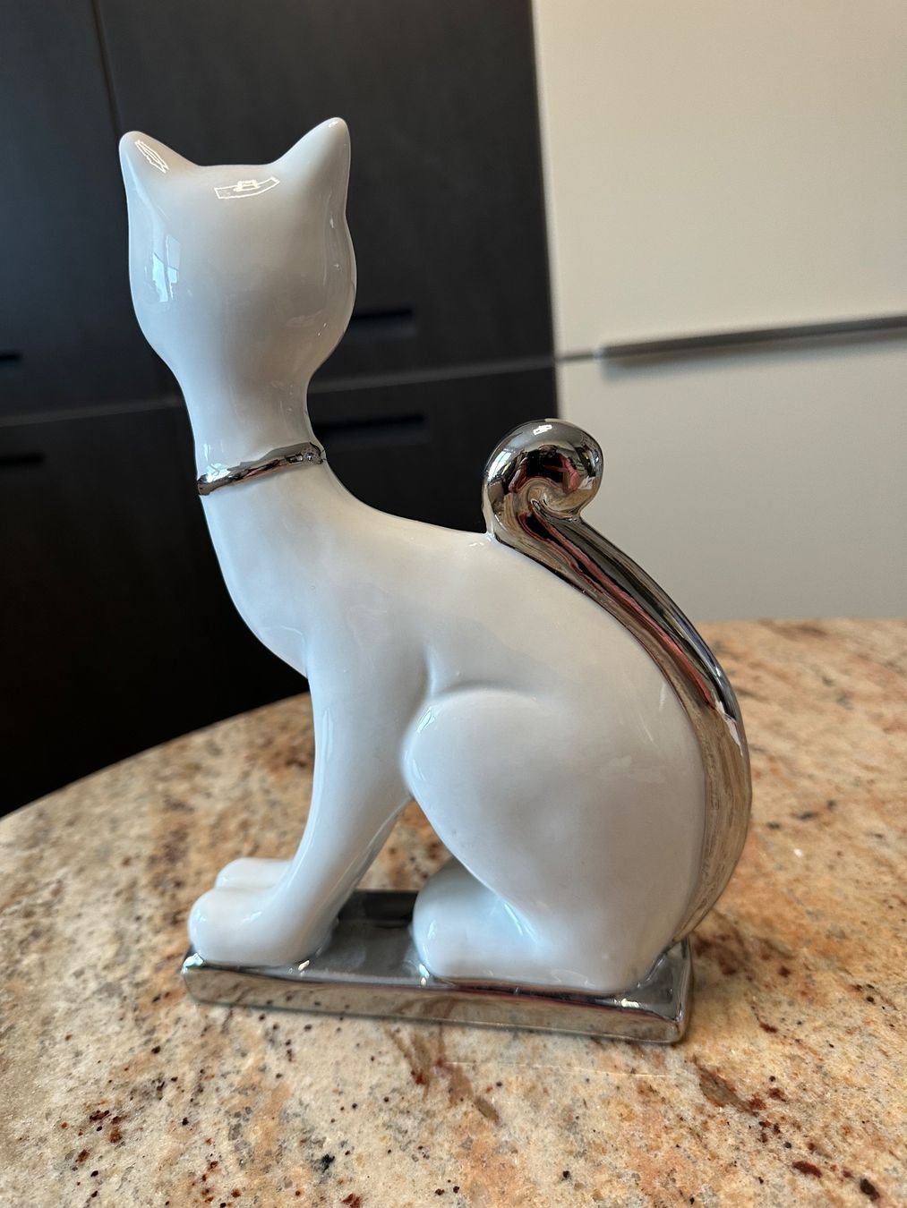 Statuette: Katze sitzend - Weiss/Platin – Nuovo (secondo la descrizione) da Spreitenbach venduto da Jessy8 3