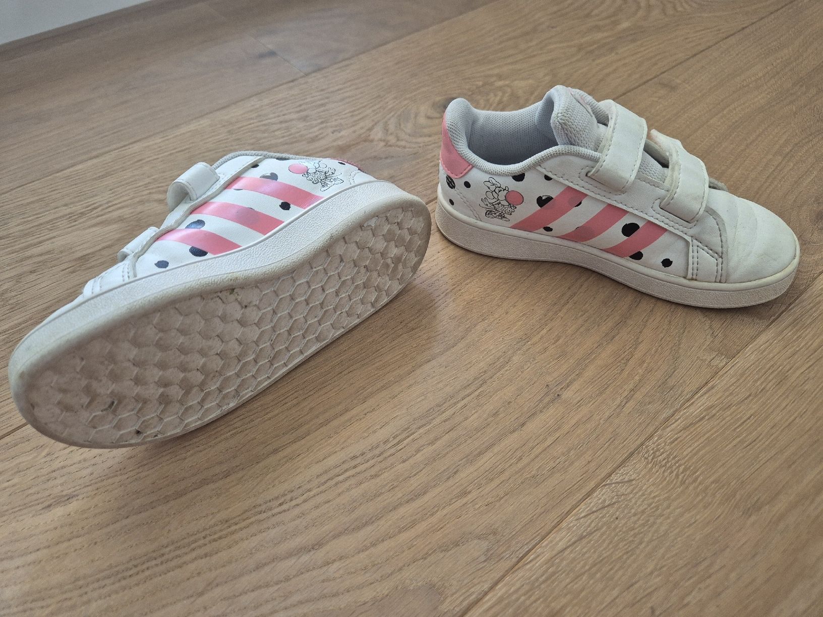Adidas Scarpe per ragazze: Adidas Minnie Mouse Gr. 26.5 – Usato da Neuheim venduto da zipr21 2