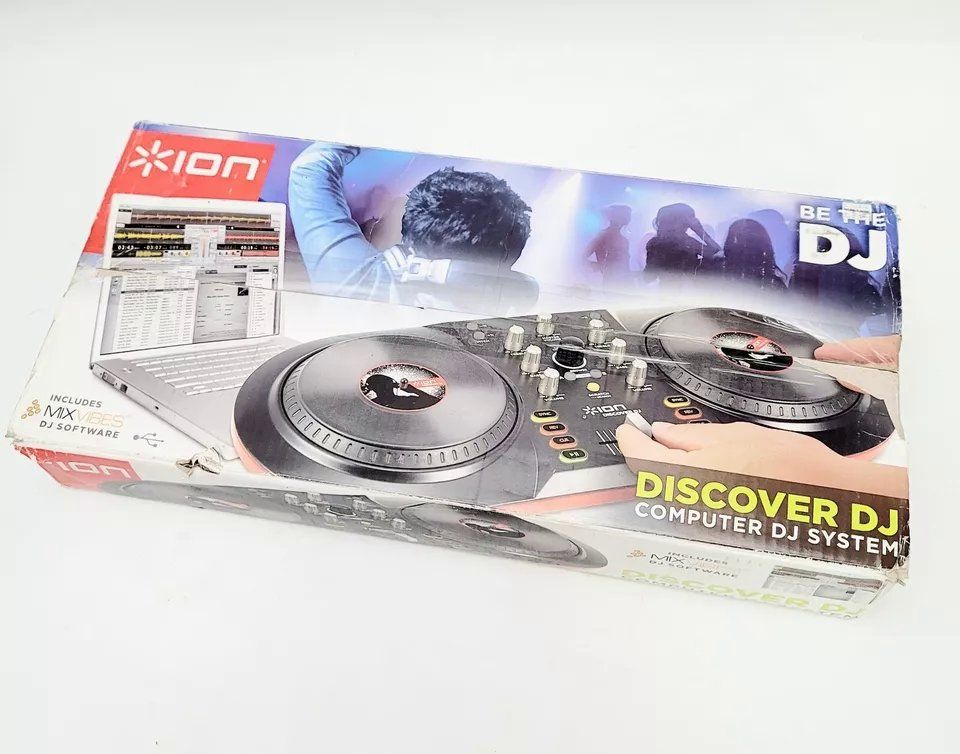 Console di mixaggio: Système DJ Ion Audio Discover pour ordinateur avec logiciel – Nuovo e nell'imballaggio originale da Goumoens-la-Ville venduto da Vitamine 4