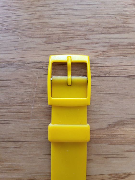 SWATCH YELLOW RACER Gent (GJ400) (Gebraucht) in Zürich für CHF 279 ...