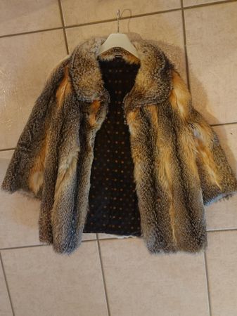 Eleganter Pelzmantel - Kürschner E. Schweizer Kriegstetten