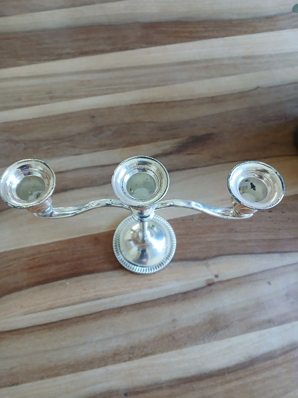 Portacandele: Elegant Silver-Plated Candelabra, Holds 3 Candles. – Usato da Dübendorf venduto da LoRi-2026 1
