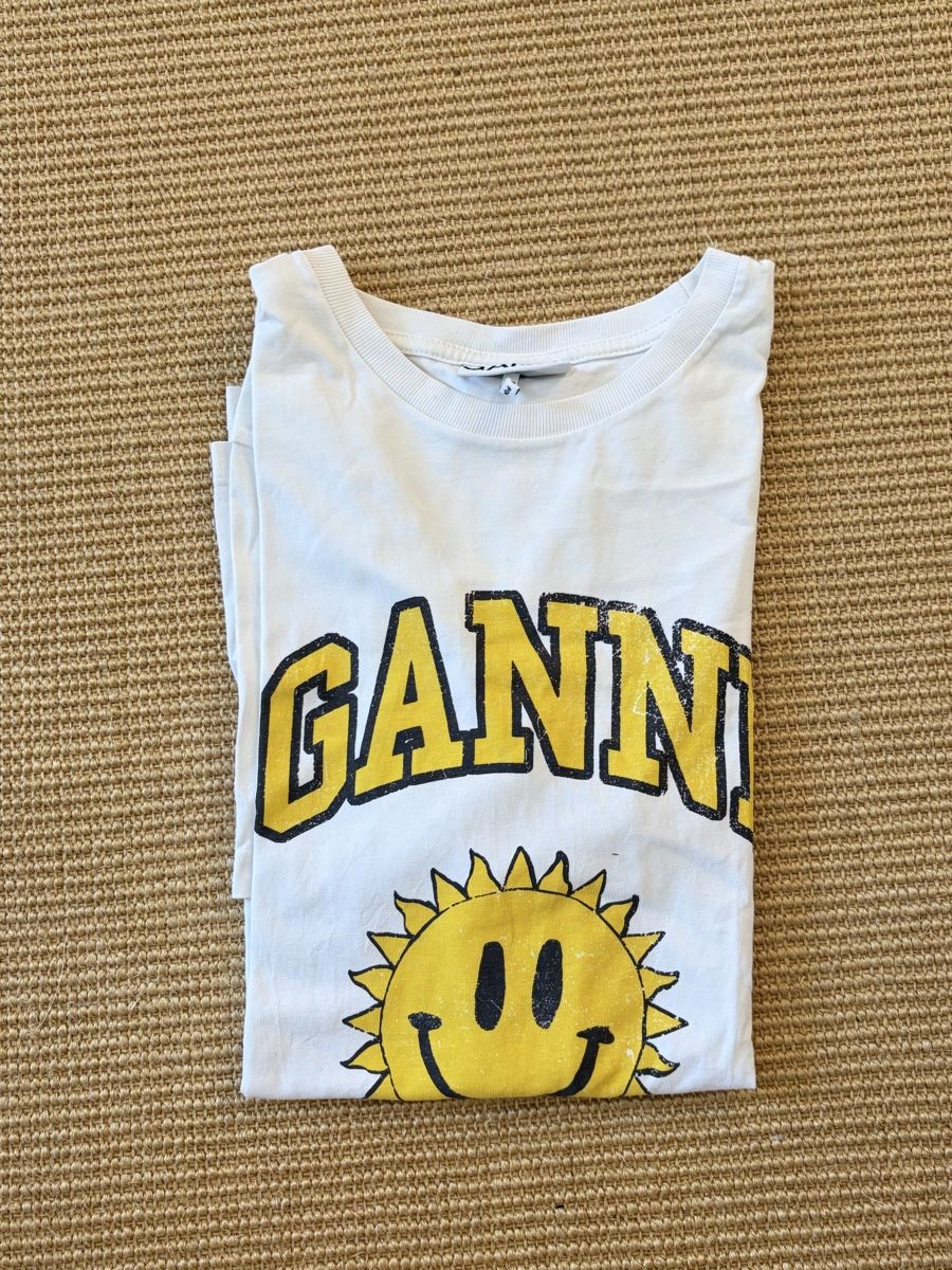 Ganni T-shirts: Ganni T shirt – D'occasion à Zürich par fischersfritzli 2