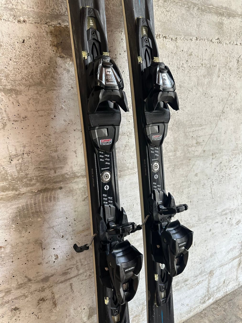 Blizzard Sci: Blizzard Damen Ski 146CM – Usato da Emmenbrücke venduto da karkarkar 2
