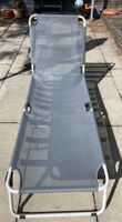 Gartenliege klappbar grau Metallrahmen guter Zustand