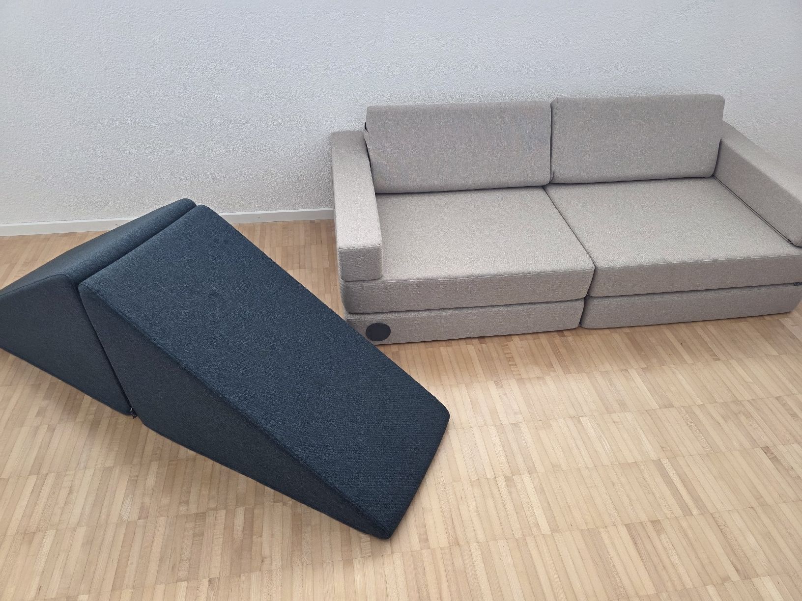 Divani: Kinder Spielsofa WONDERWUZZ mit Rutsche – Nuovo (secondo la descrizione) da Uster venduto da Cruleye 9